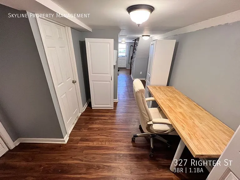 327 Righter St — Photo 22