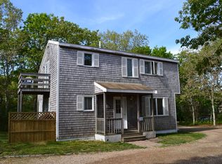 4 Hye Rd, Edgartown, MA 02539