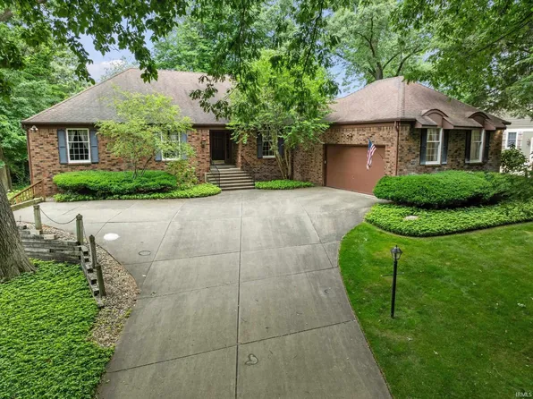 50677 Ridgemoor Way, Granger, IN 46530