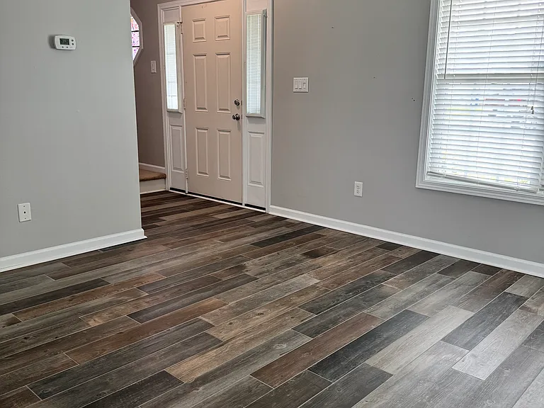 207 Bennington Dr — Photo 20