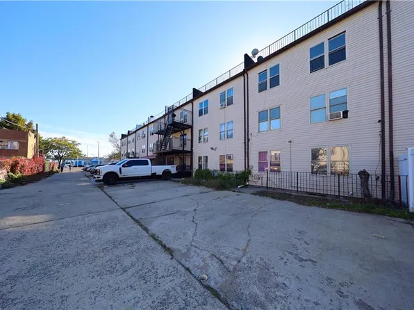 517 Milford Street image 31 of 32