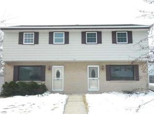 4902 43rd Ave, Kenosha, WI 53144