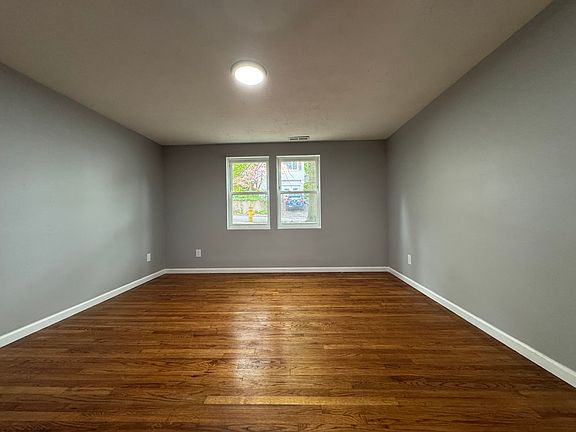 4th image of 75 Hillside Ave #B-1