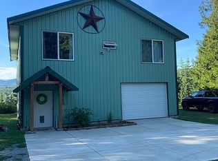 4005 Old Priest River Rd, Priest River, ID 83856