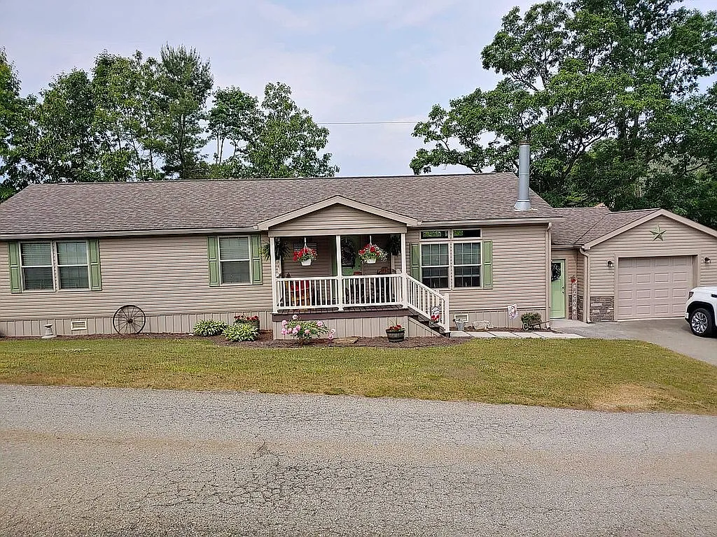 1459 Jonathan Dr photo 1