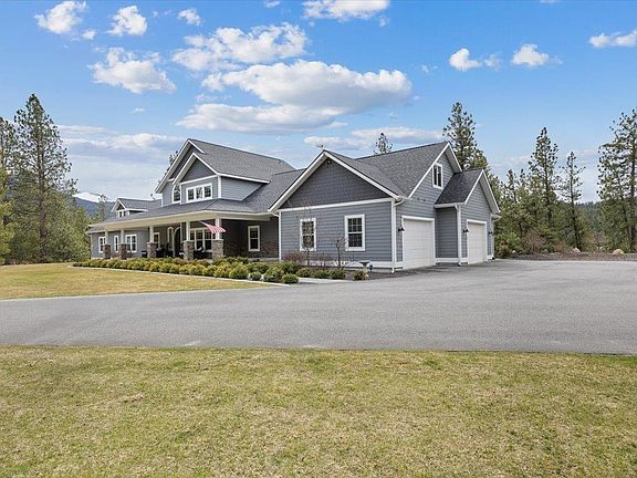 2nd image of 2625 S Stateline Rd