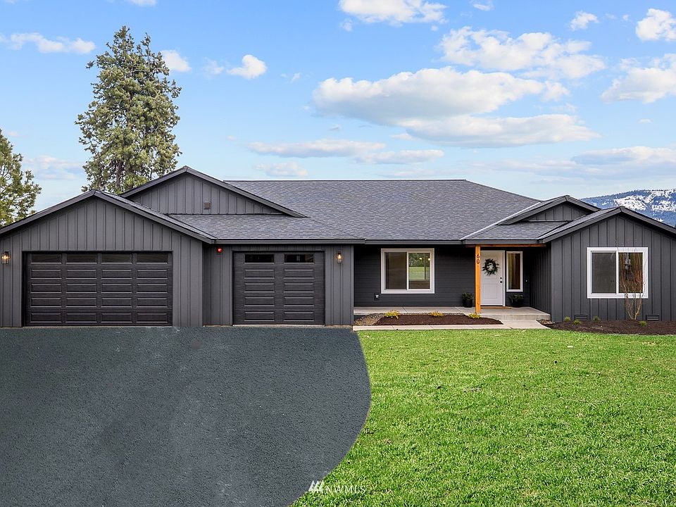 Brand New Construction  60 Kingston Ct - picture virtually enhanced for optimal viewing.