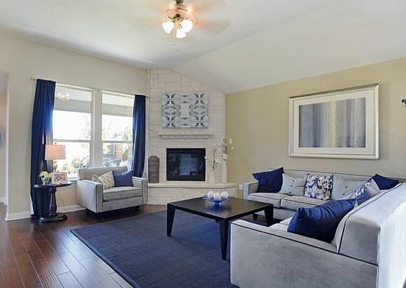 Photo Of Model Home with Same Floor Plan, Not of Actual Home Lis