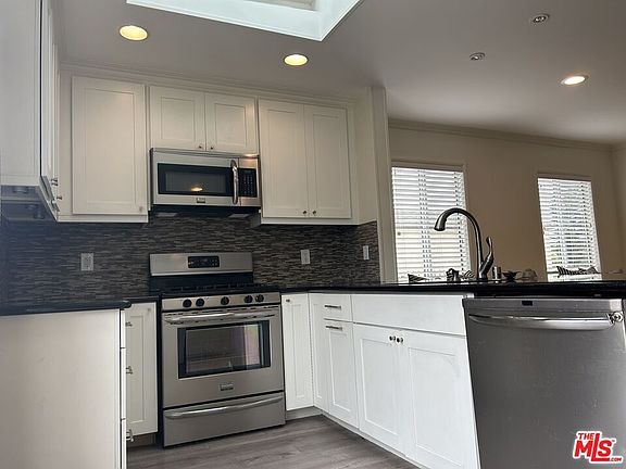 5th image of 4826 Coolidge Ave