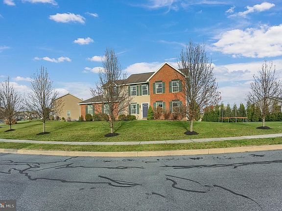 2nd image of 167 Martel Cir