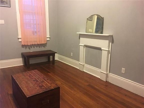 5th image of 1504 Music St