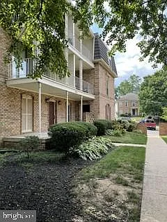 1 bed, 1.0 bath, 611 sqft, $1,650 — Photo 2
