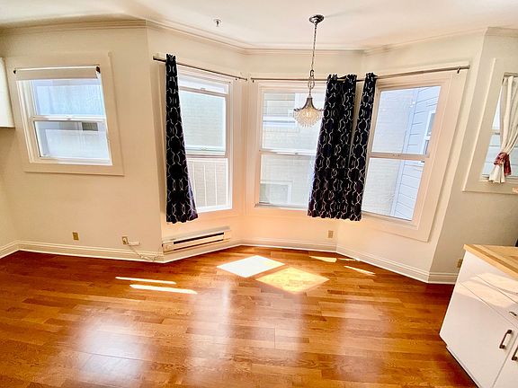 4th image of 725 Pine St APT 304