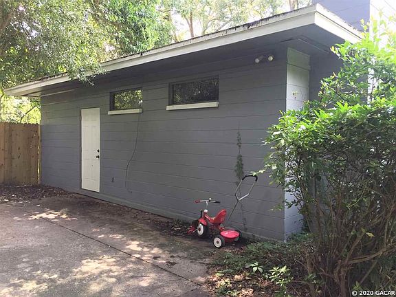 4th image of 517 NW 35th St