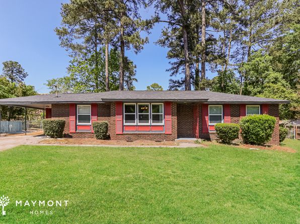 3005 Pinewood Dr