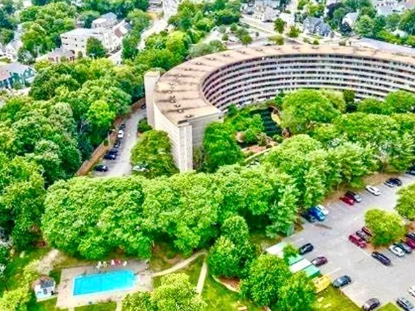 200 Swanton St APT T37, Winchester, MA 01890