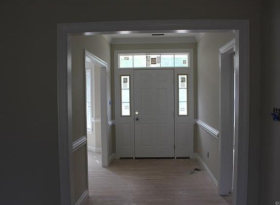 4th image of 8114 Castle Grove Dr