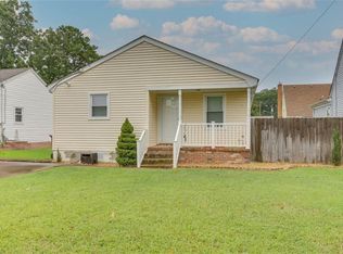 1736 Lockard Ave, Chesapeake, VA 23320
