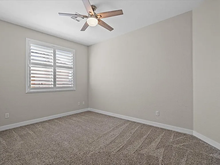 988 Buffalo River Ave — Photo 18