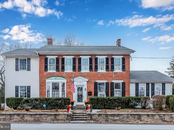 332 N 21st St, Camp Hill, PA 17011