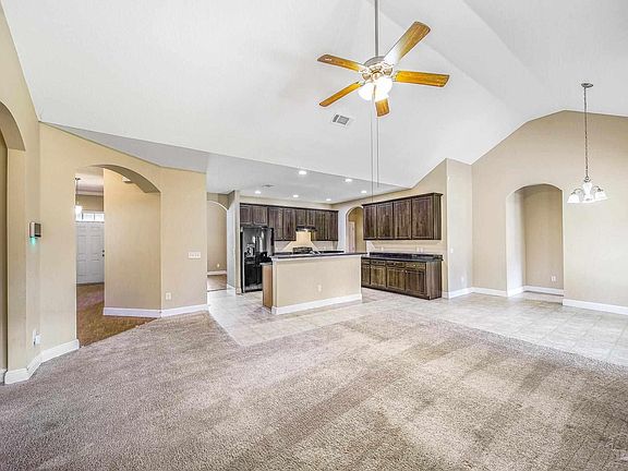 4th image of 10054 Castleberry Blvd