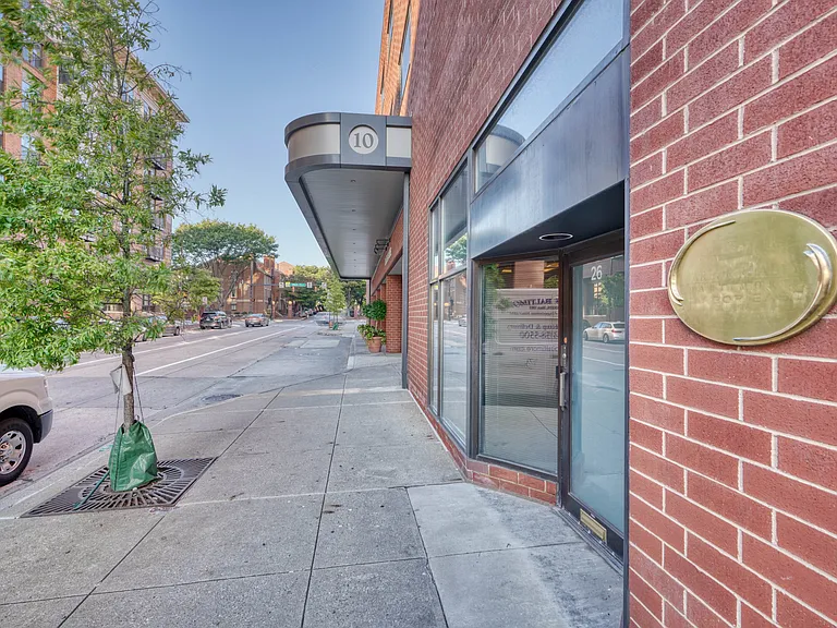 10 E Lee St #706 — Photo 37