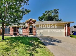 600 Mustang Ct, Little Elm, TX 75068