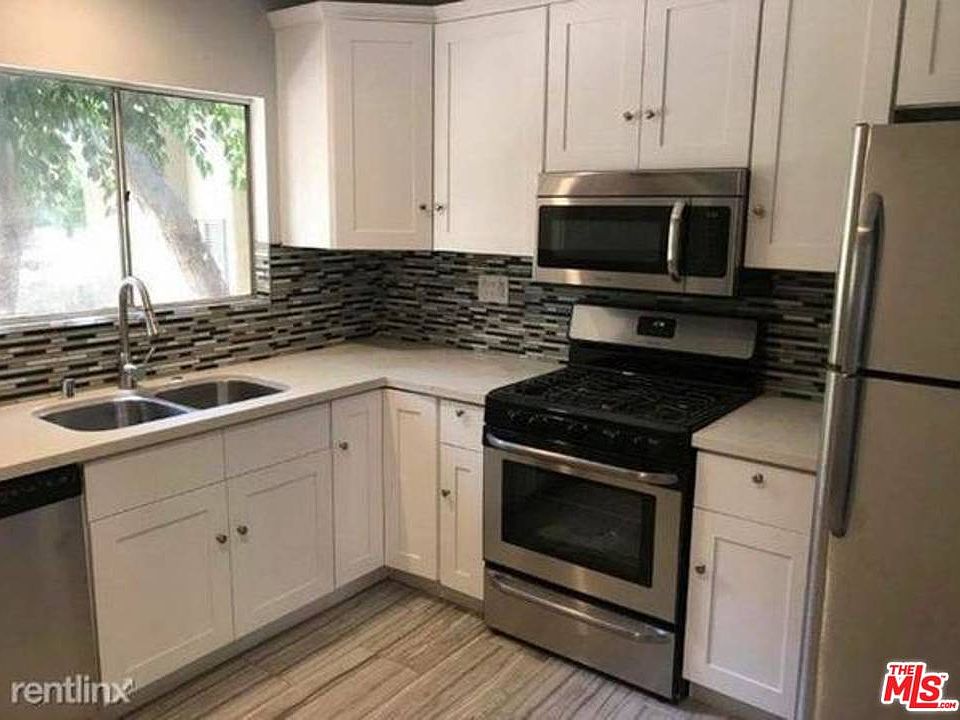 1st image of 18350 Hatteras St APT 160