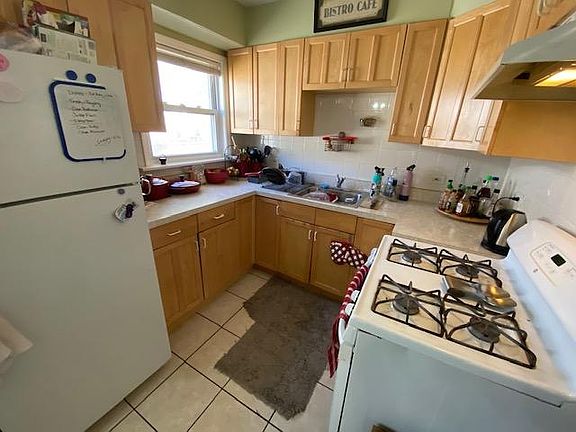 3rd image of 1941 Grey Ave #1