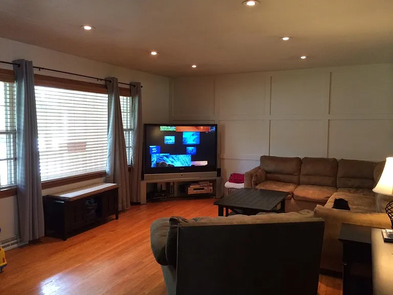 Living Room (2)