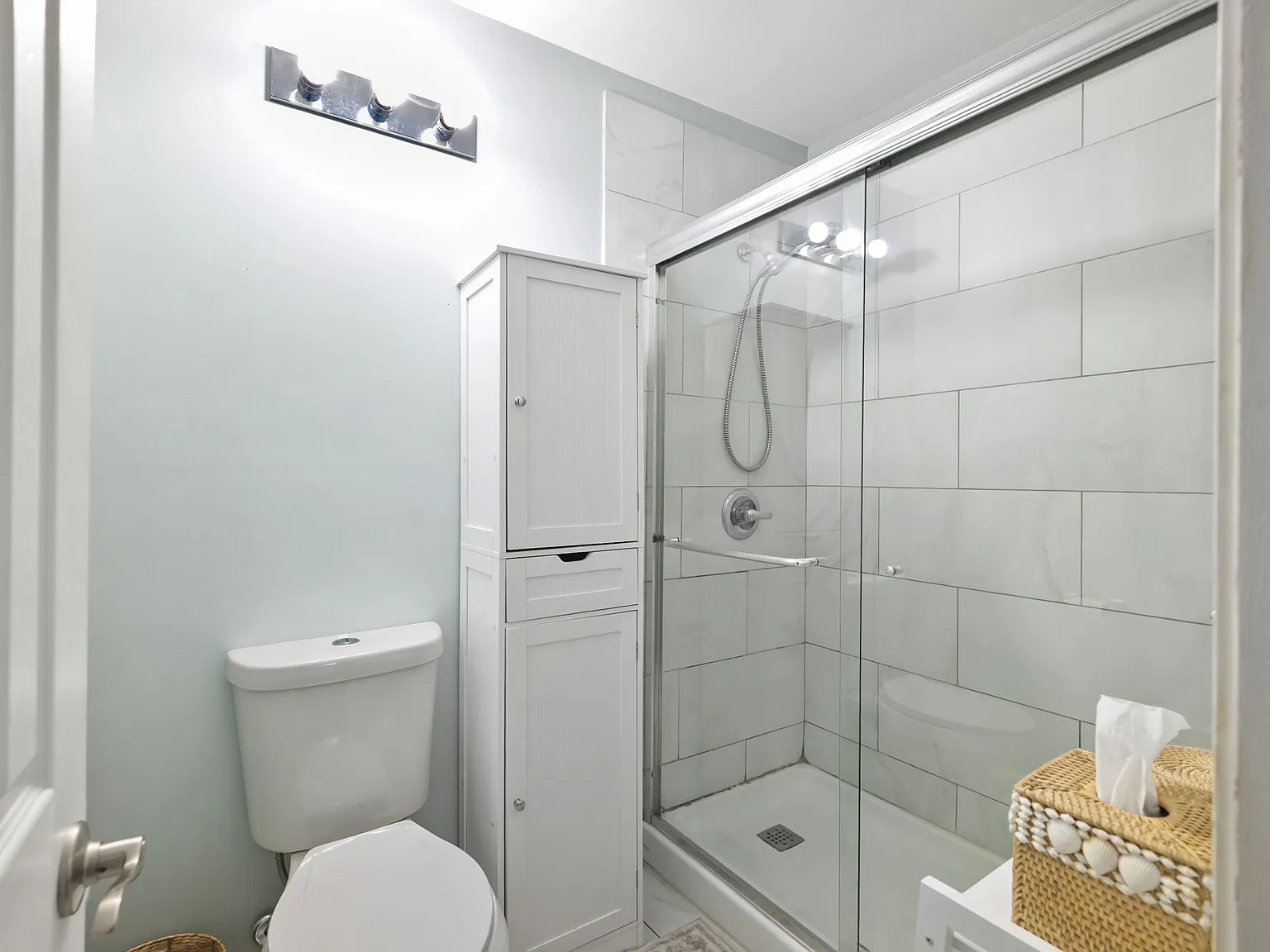 2 bed, 2.5 bath, 1732 sqft, $2,800 — Photo 4