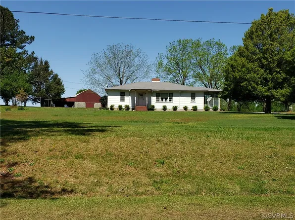 9224 S Quay Rd, Suffolk, VA 23437