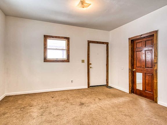 5th image of 503 Oakdale St SE