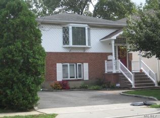 219 Cornwell Ave, Valley Stream, NY 11580