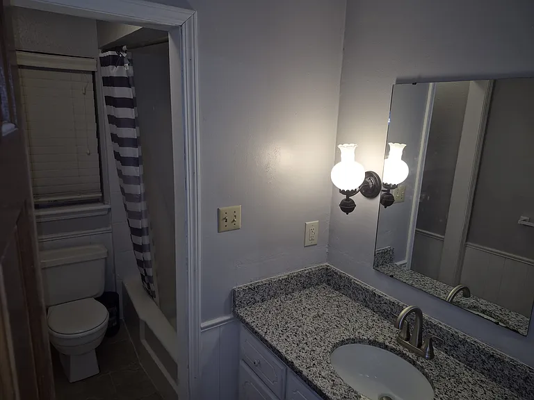 1414 E Boyd St — Photo 15