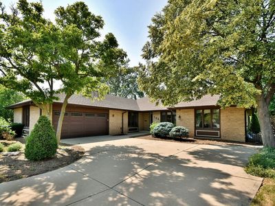 724 S Stuart Ct, Elmhurst, IL, 60126