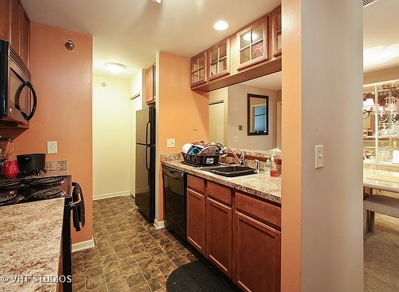 3rd image of 125 Glengarry Dr APT 101