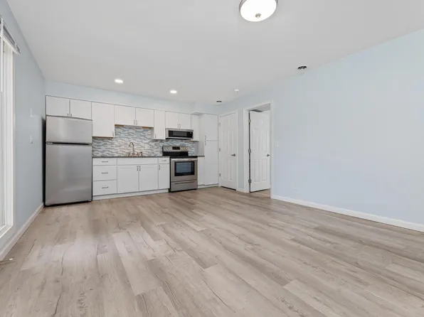 334 Old Gray Station Rd #13, Johnson City, TN 37615