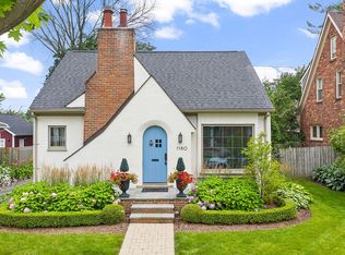1180 Villa Rd, Birmingham, MI 48009