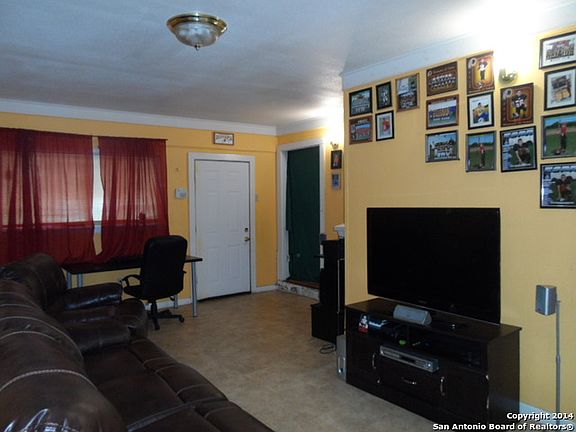 4th image of 314 E Formosa Blvd