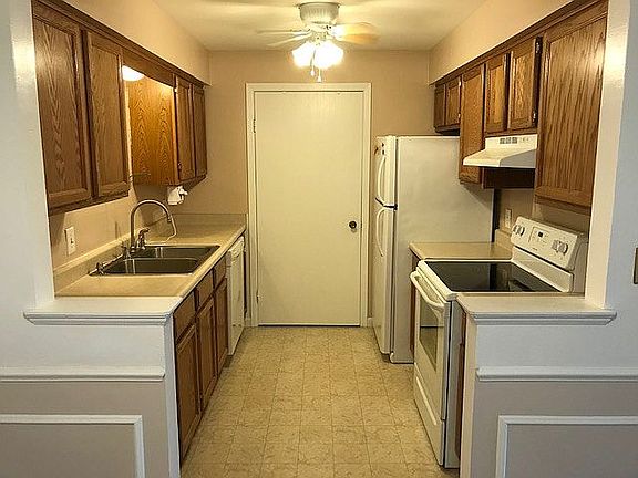3rd image of 3509 W Willow Knolls Dr #2-B