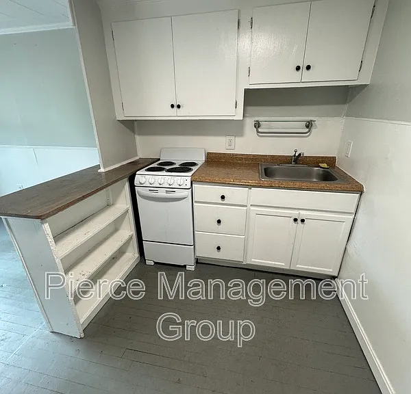 305 Marlboro St #3 — Photo 3