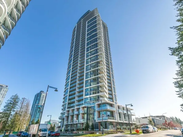 13308 Central Ave #407, Surrey, BC V3T 0M4