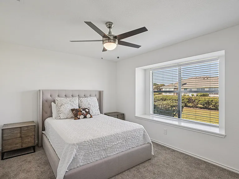 Nandina Way Townhomes — Photo 9