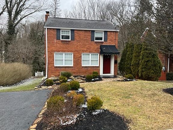 2nd image of 39 Forest Ave