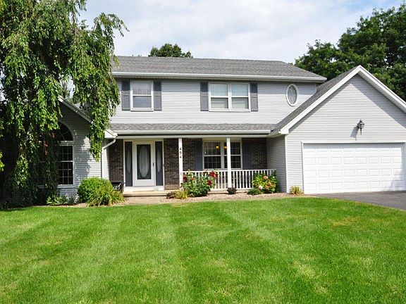 2nd image of 494 Bay Meadow Dr