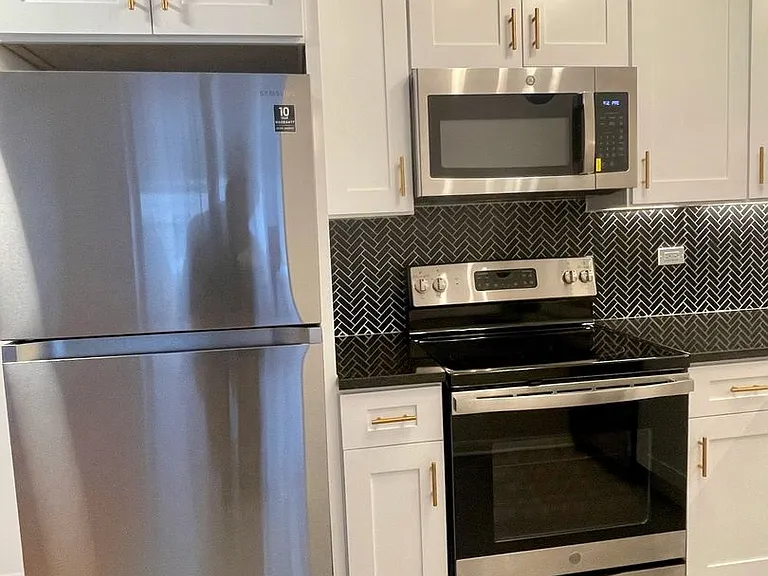 720 Washington Blvd — Photo 29