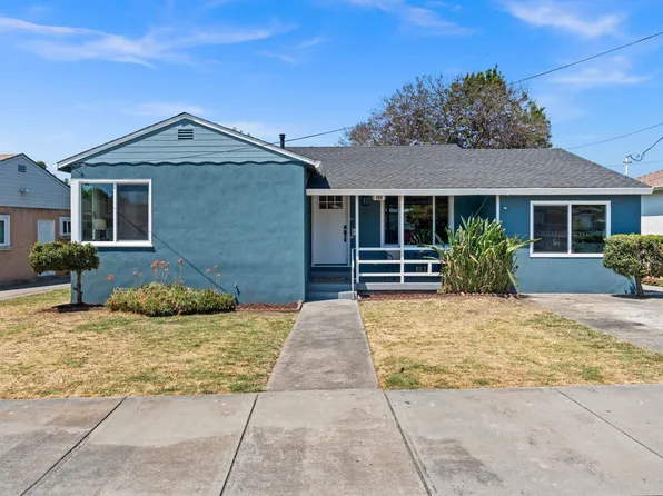 886 Harmony Dr, Hayward, CA 94541