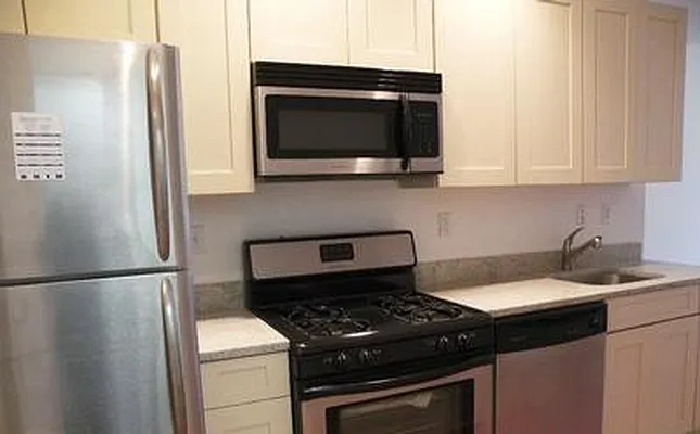 Rented by Justin Goldstein, LREB | media 1