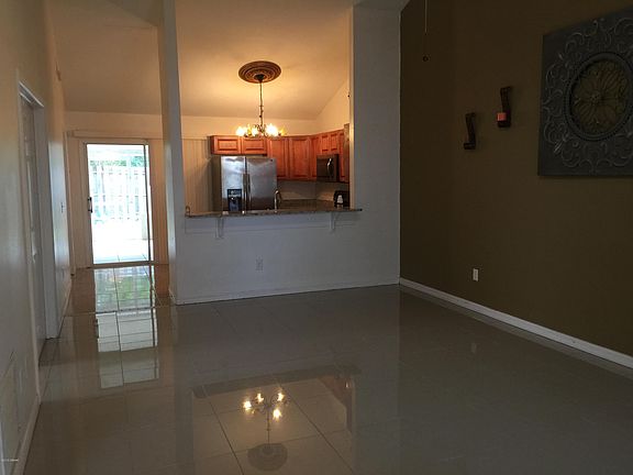 3rd image of 3548 Forest Branch Dr APT A